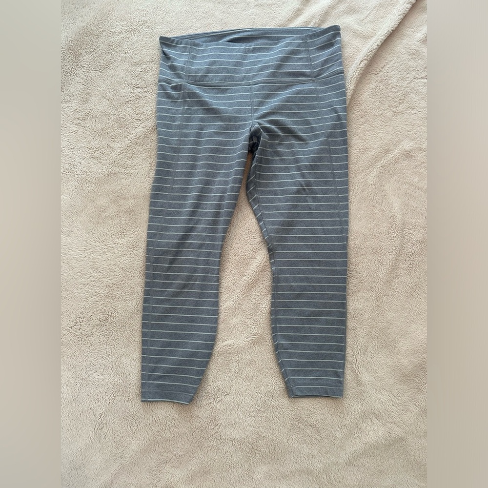 Athleta Salutation Striped 7/8 Tights Leggings